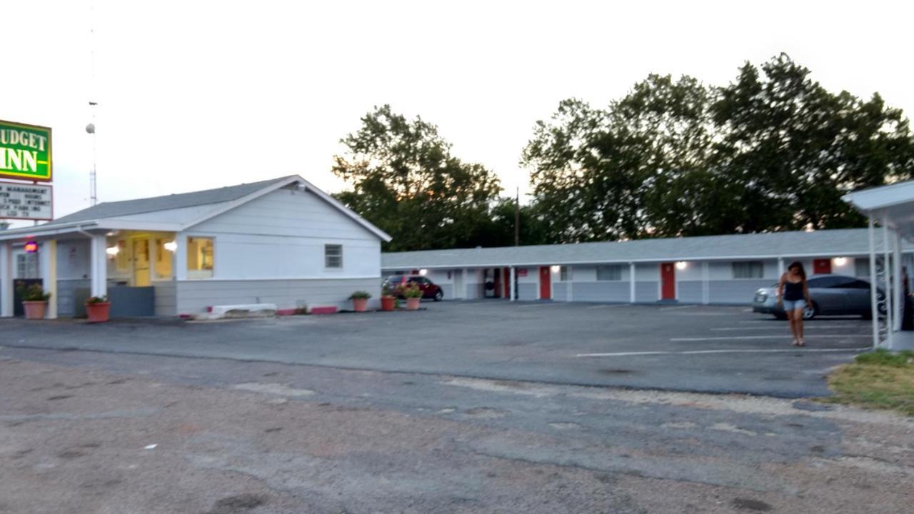 Budget Inn Hamilton Exterior photo